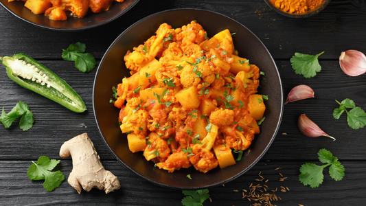 Aloo gobi (Potatis & blomkålsgryta)